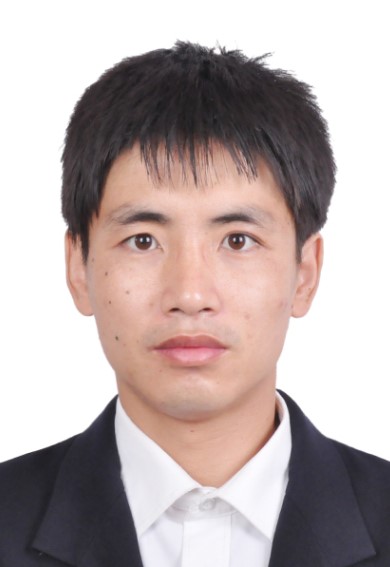 刘明