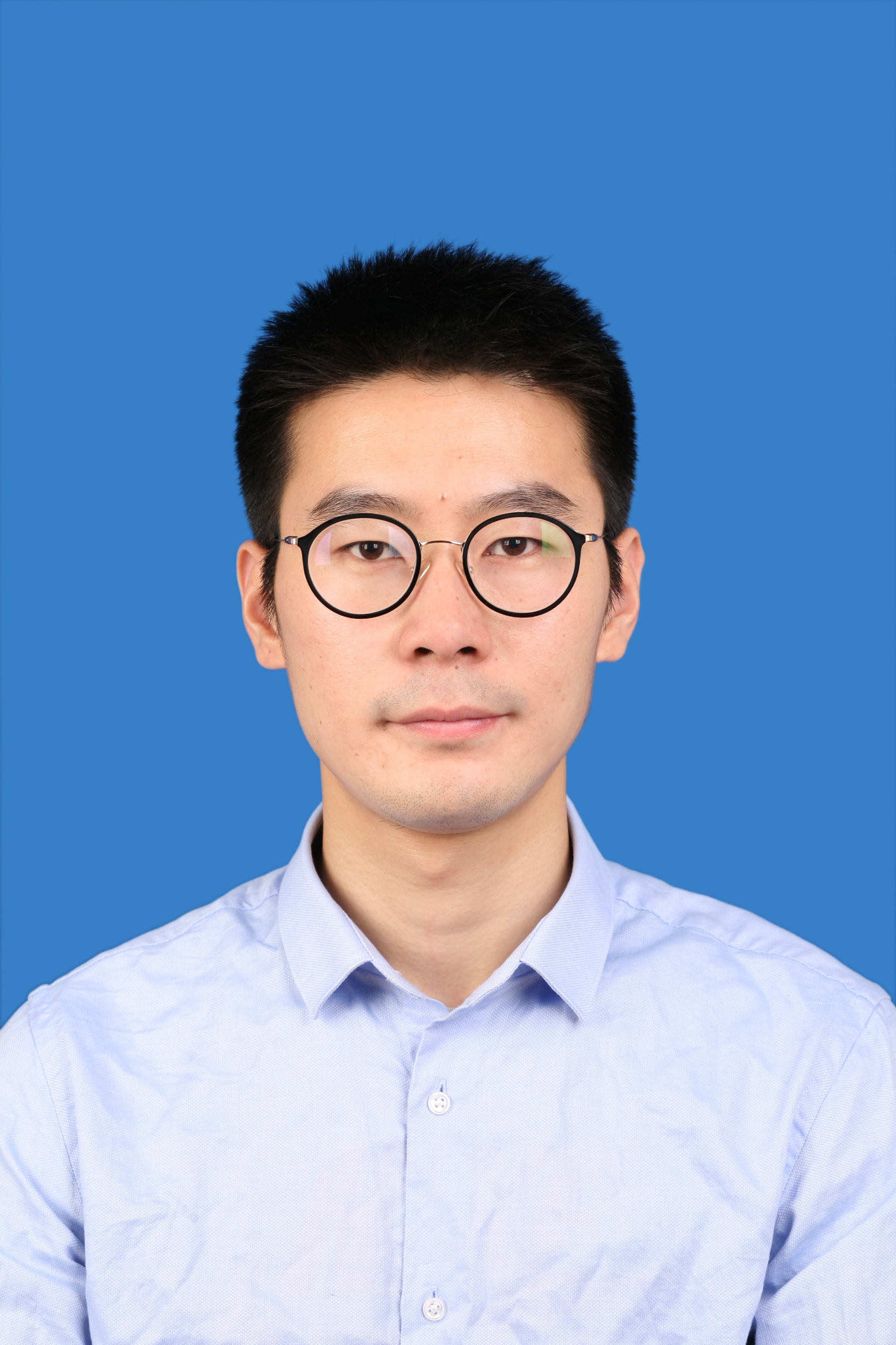 施德华